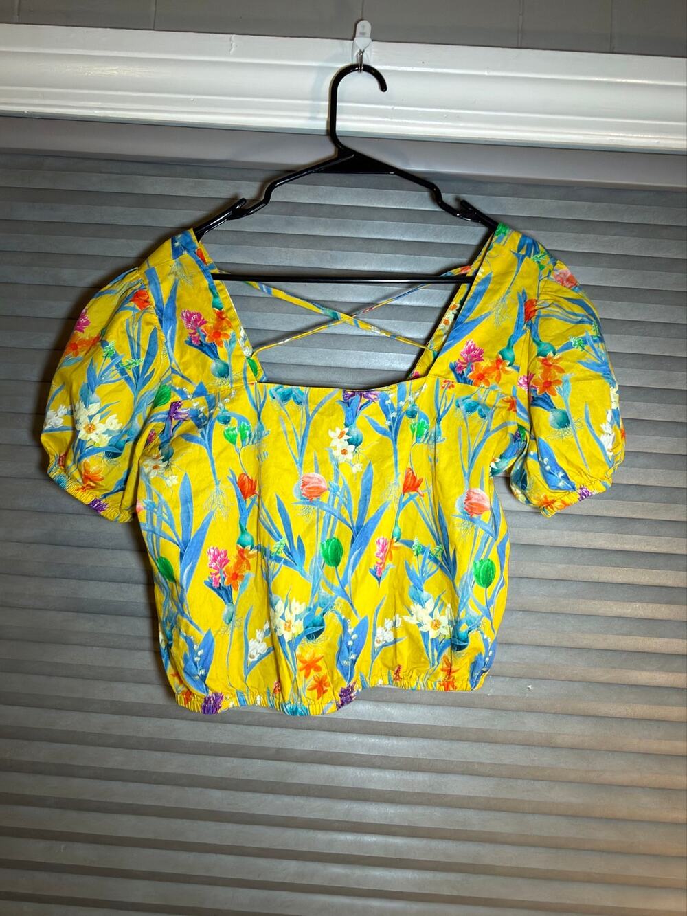 STOP Mexican Cotton Floral Blouse Yellow Puff Sleeve Open Crisscross Back G